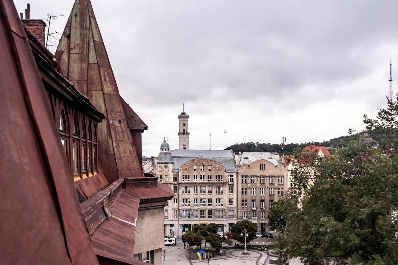 Leogrand Apartments On Kniazia Romana 6 Lviv Bagian luar foto